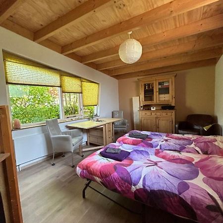 B&B 'T Buitenkansje Almere Exteriör bild